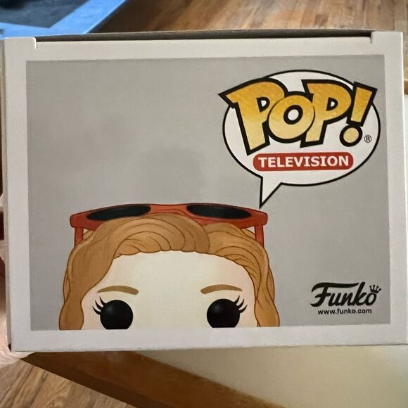 Funko Pop Stranger Things MAX Mayfield Vinyl Figure - Picture 7 of 7